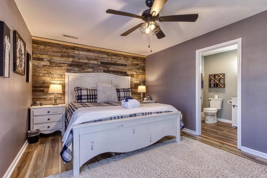 The Mason Jar, Hot Tub, Wifi, 1089 Free Tickets Each Paid Day, Dollywood And More! Pigeon Forge Exterior foto
